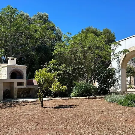 Traditional Trullo With Private Pool Near Вилла Остуни