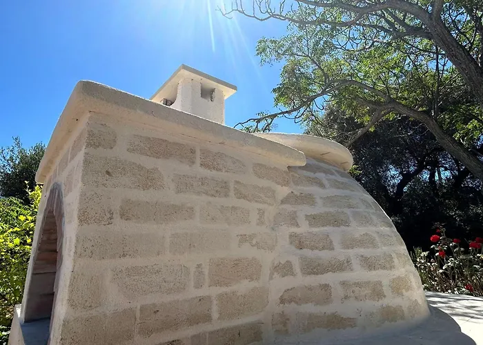 Traditional Trullo With Private Pool Near Вилла